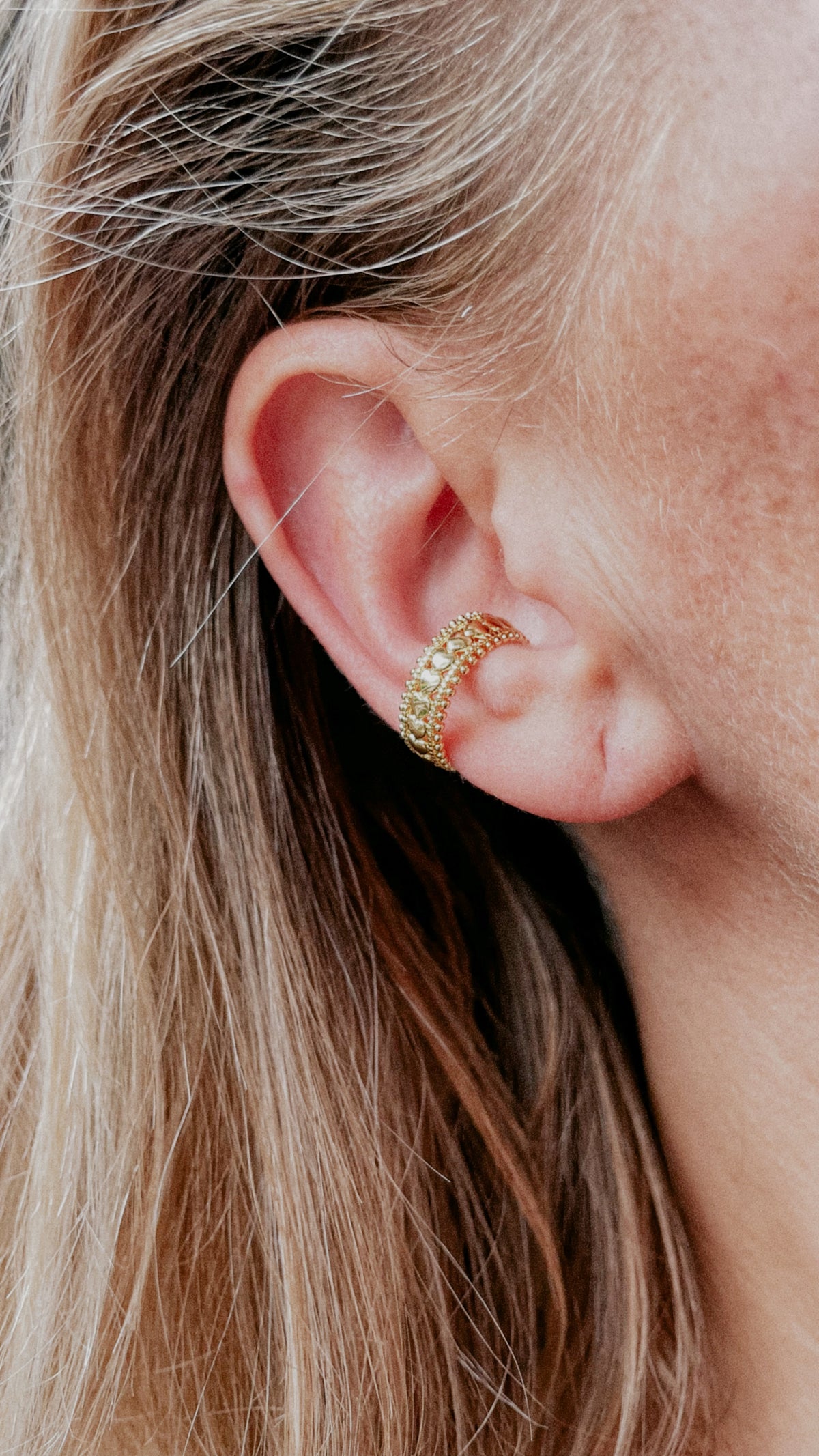 Cuff hearts goud