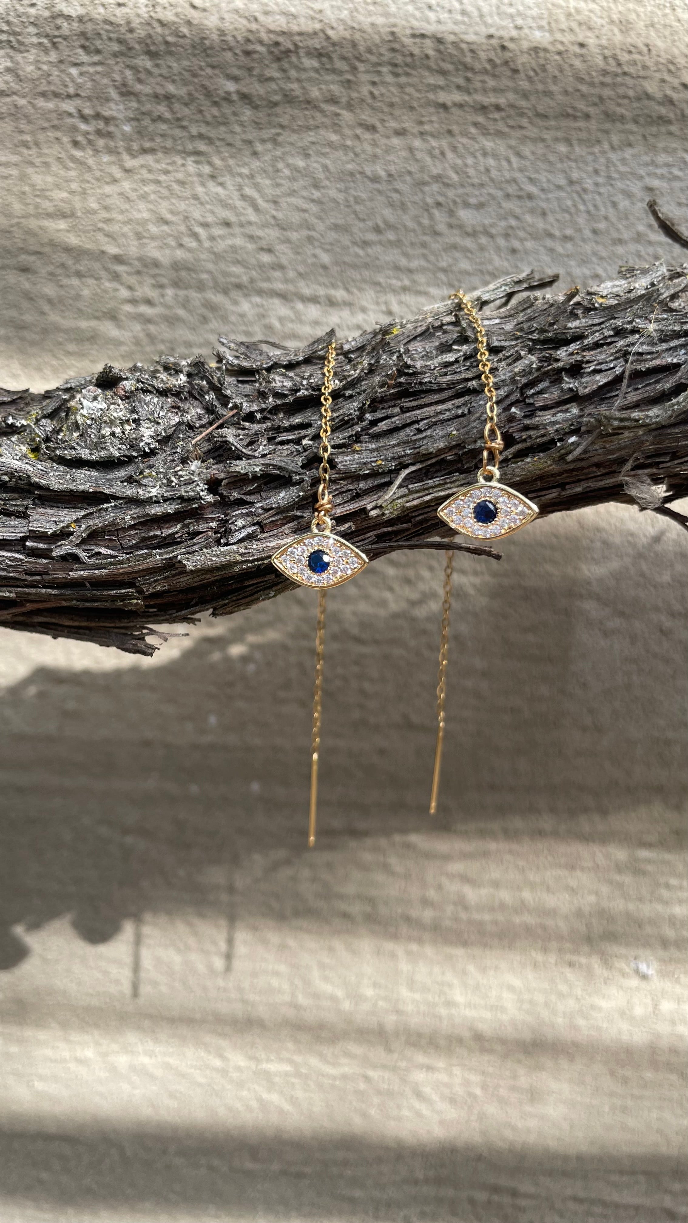 Eye hangers