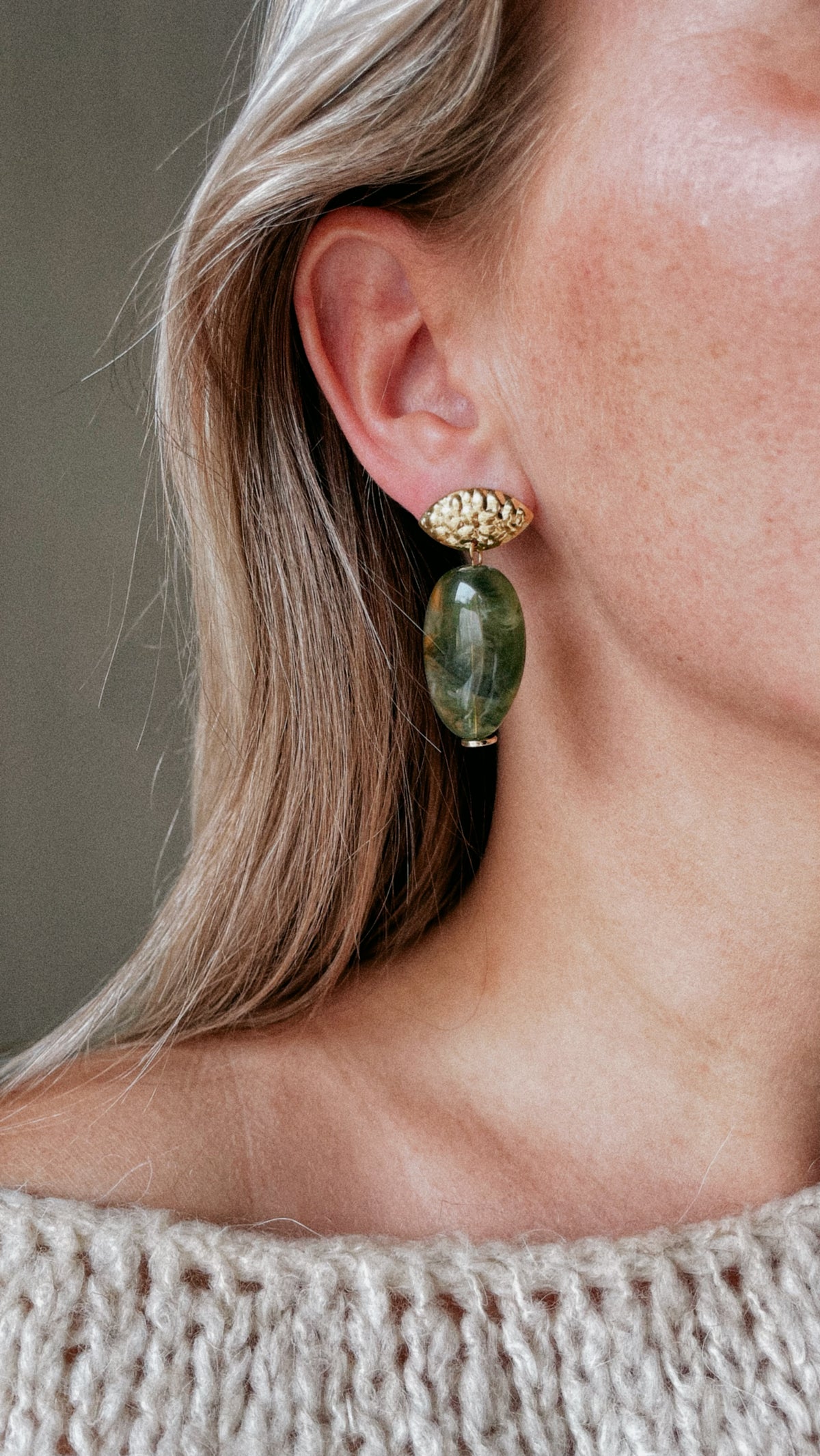Olive & gold