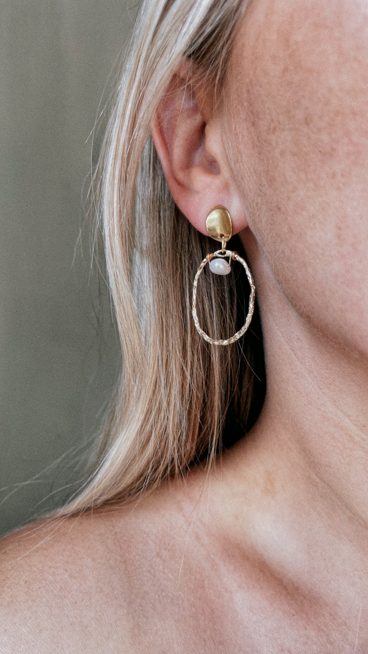Oval pearls