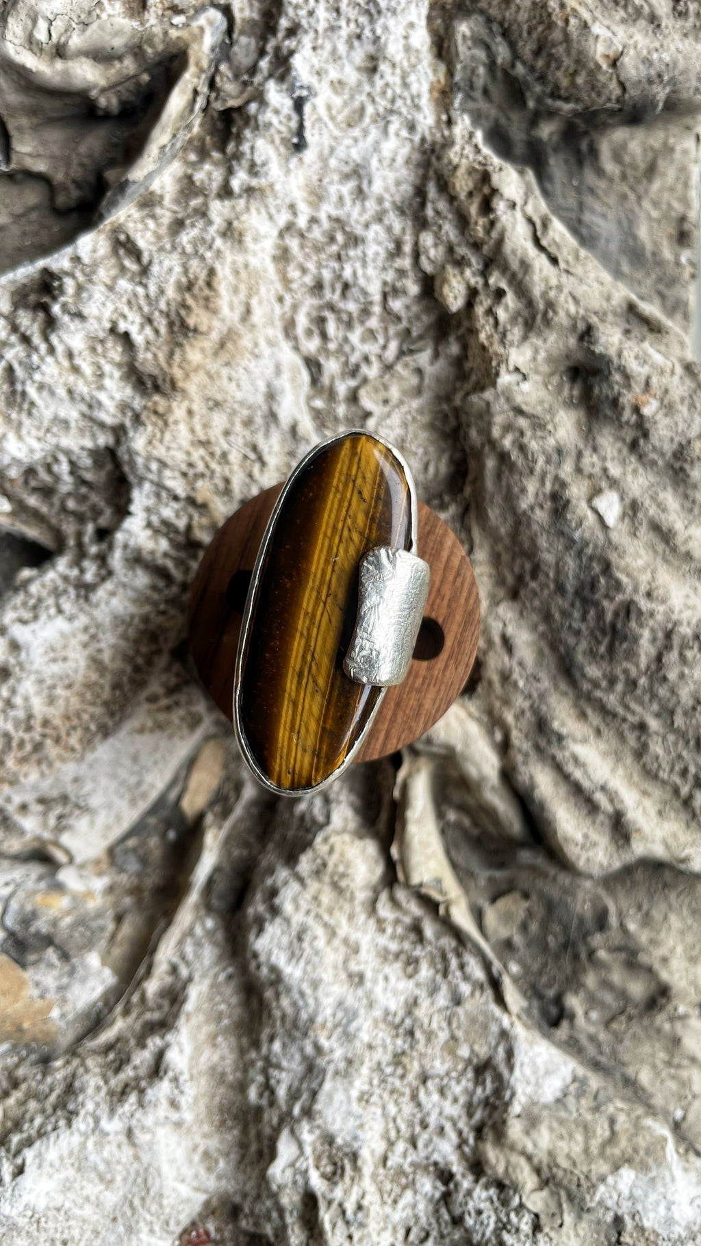 Tiger eye